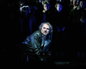 Željko Lučić (Macbeth) Fotografia de Marty Sohl/Metropolitan Opera